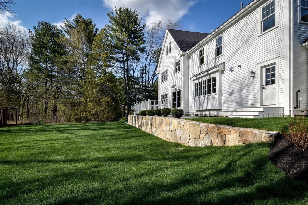 6 Meadowbrook Road