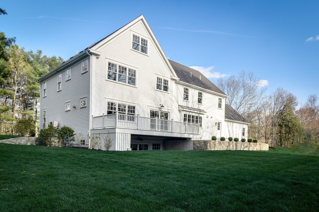 6 Meadowbrook Road