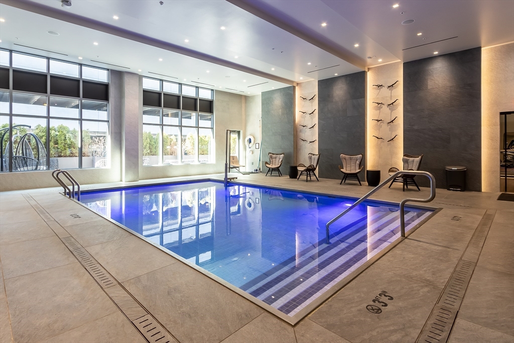 375 Canal St # 709