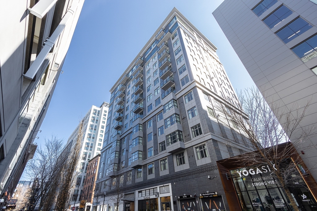 375 Canal St # 709