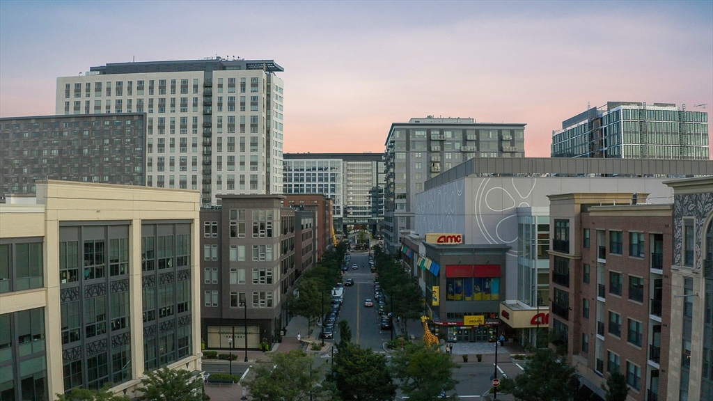 375 Canal St # 709