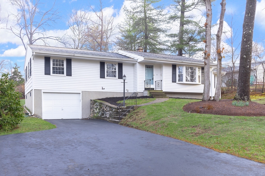 5 Bayberry Lane