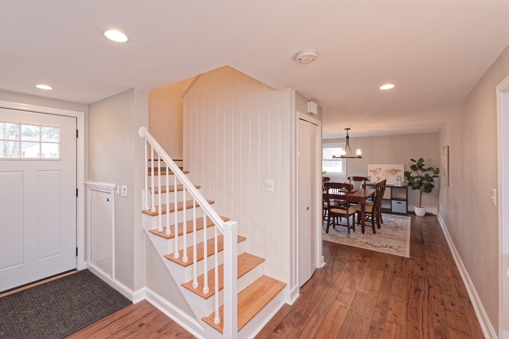 6 Wedgewood Rd