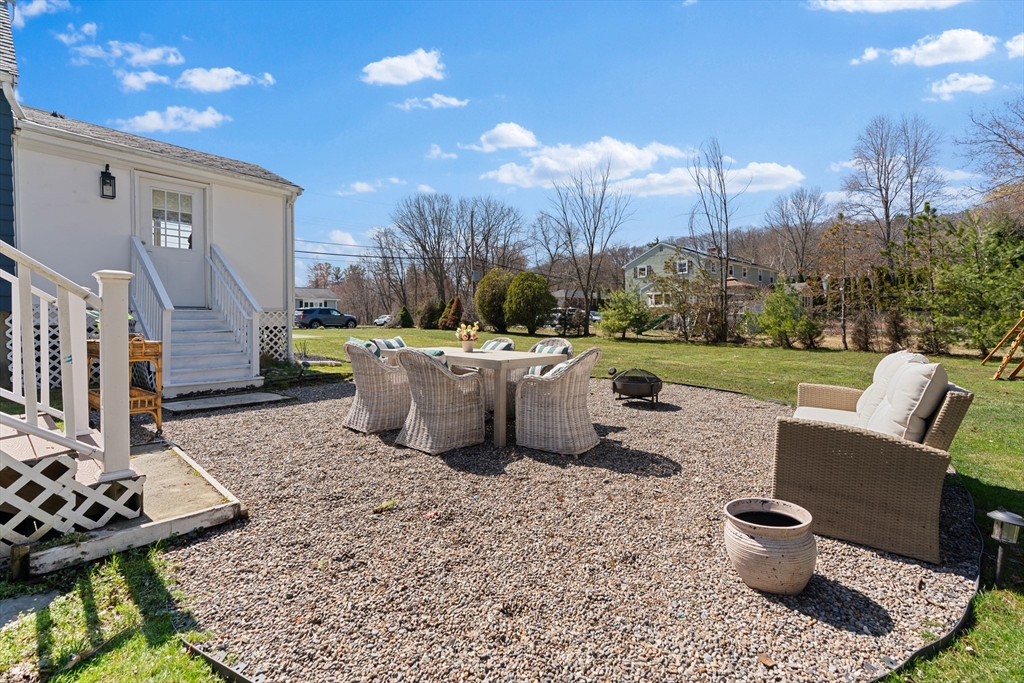 110 Indian Head Rd