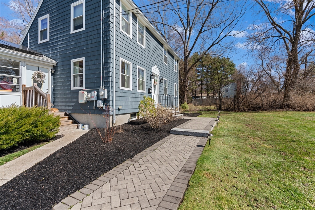 110 Indian Head Rd