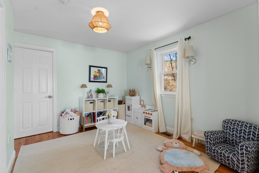 110 Indian Head Rd