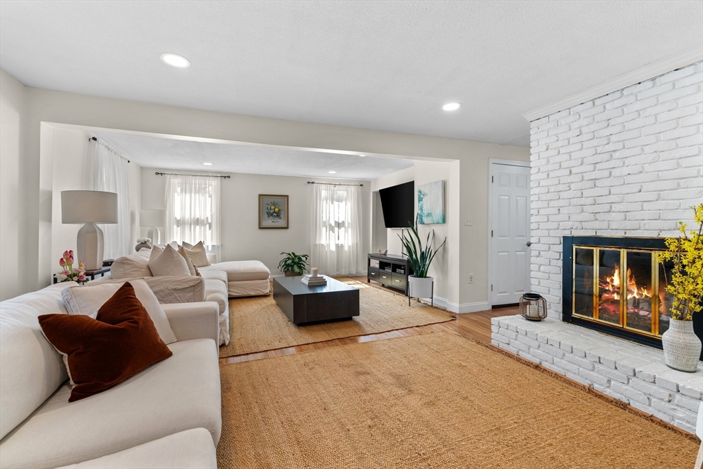 110 Indian Head Rd
