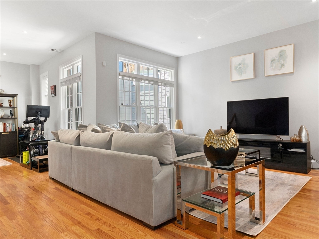 93 E Central St # 6