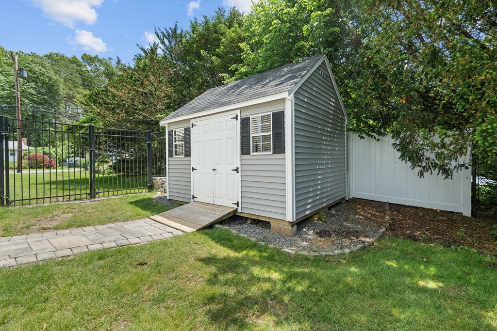 8 Knight Road