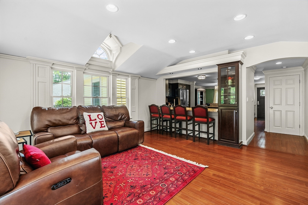 8 Knight Road