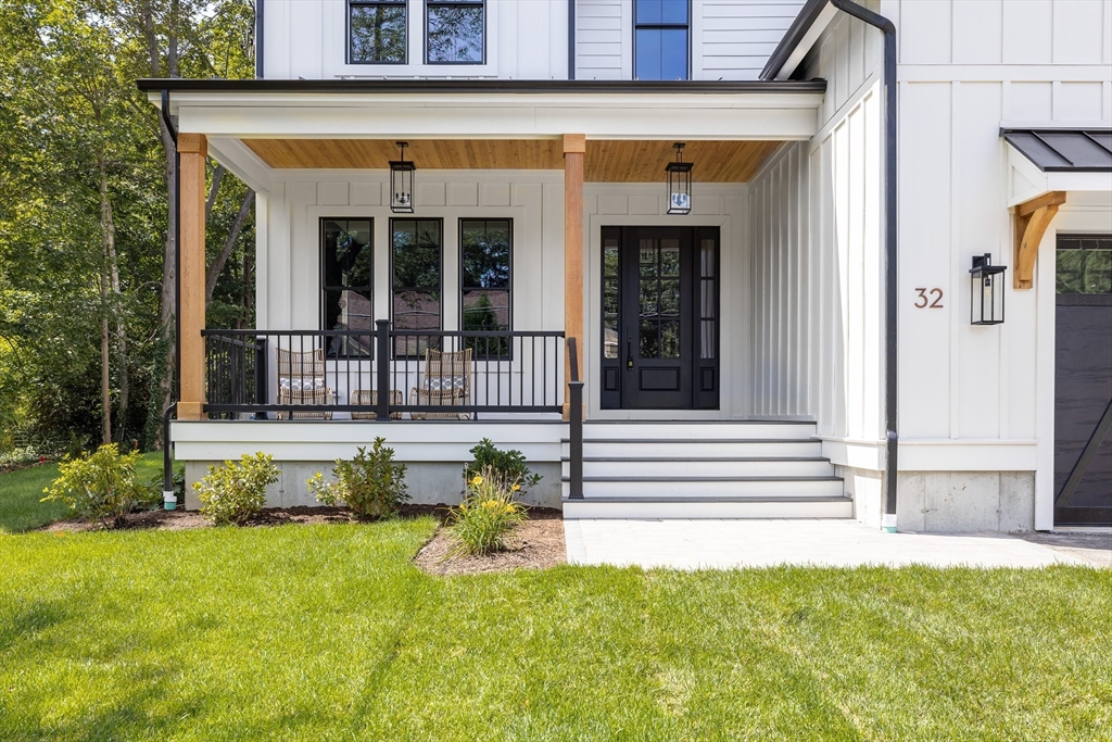 32 Pemberton