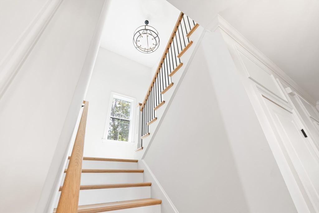 32 Pemberton