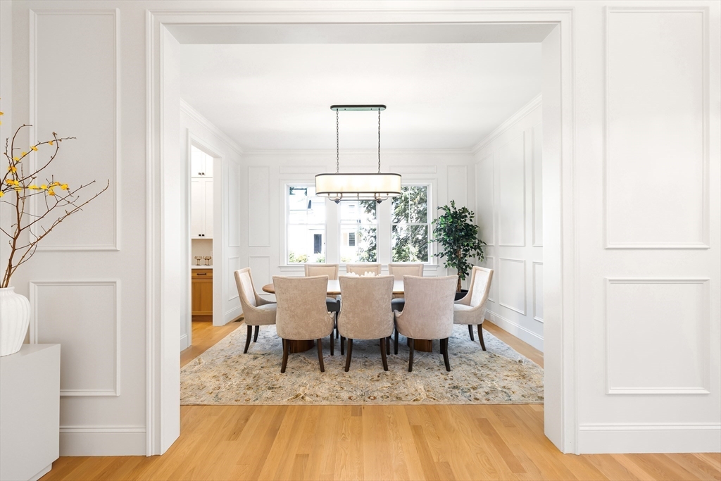 32 Pemberton