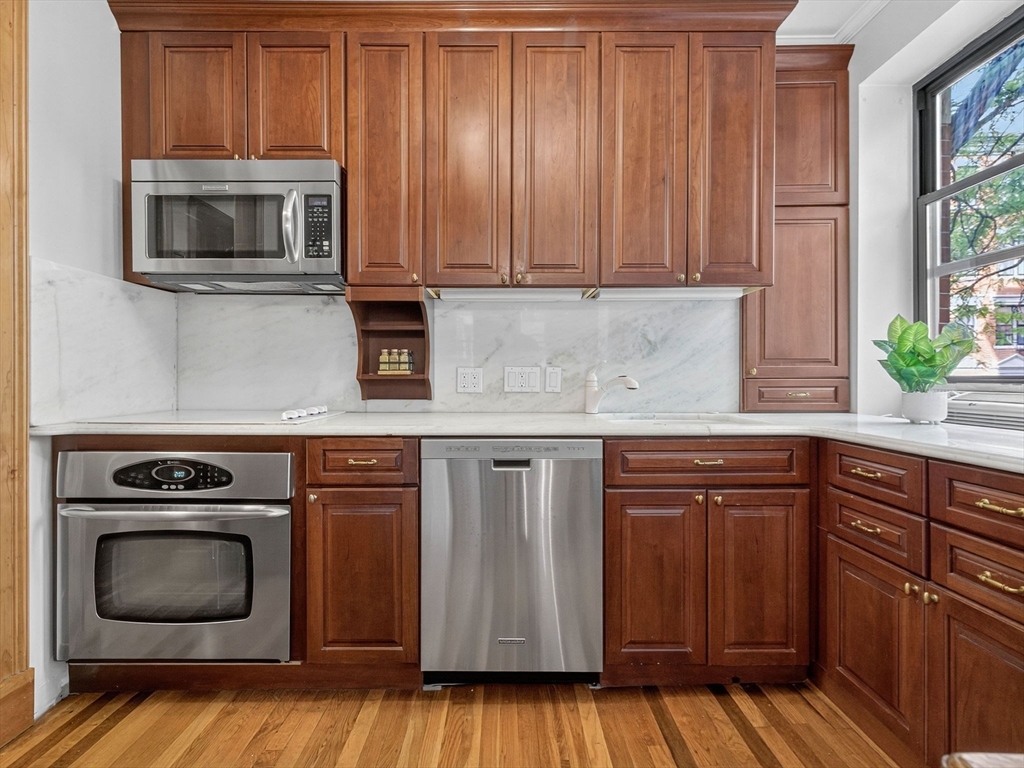 69 Myrtle Street # 2