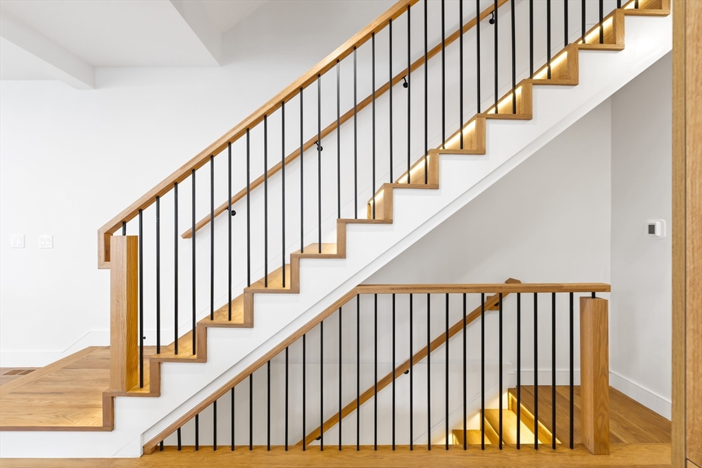 27-29 Indiana Terrace # 29