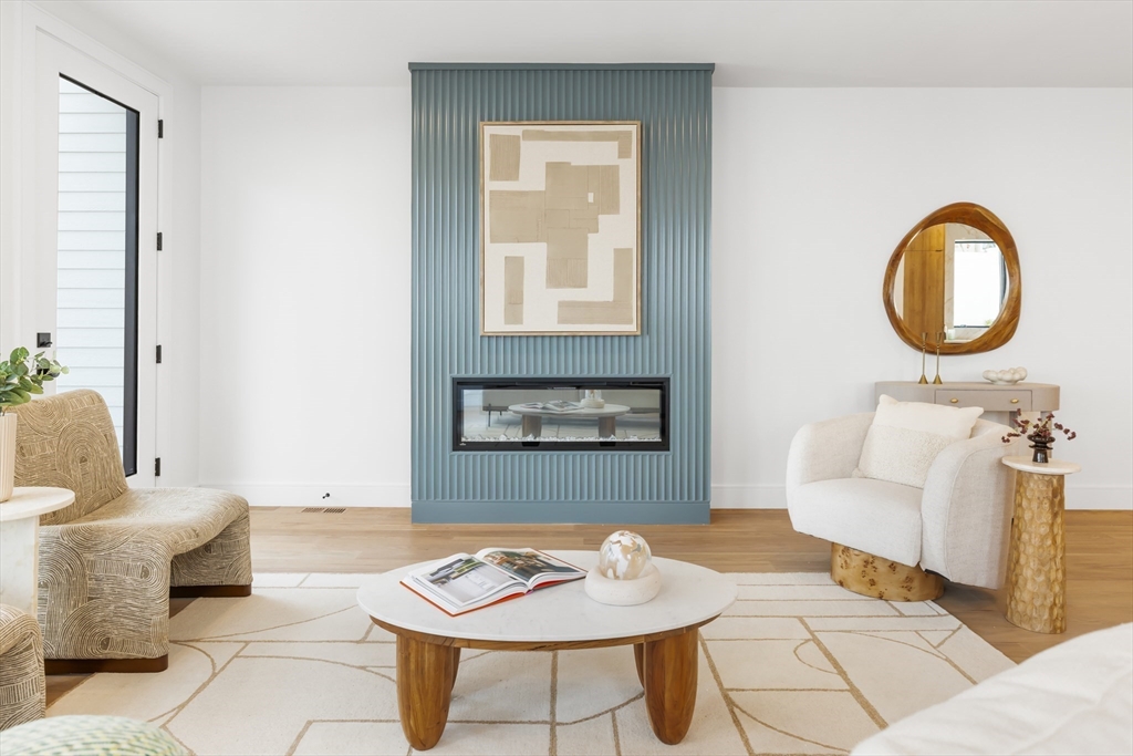 27-29 Indiana Terrace # 29