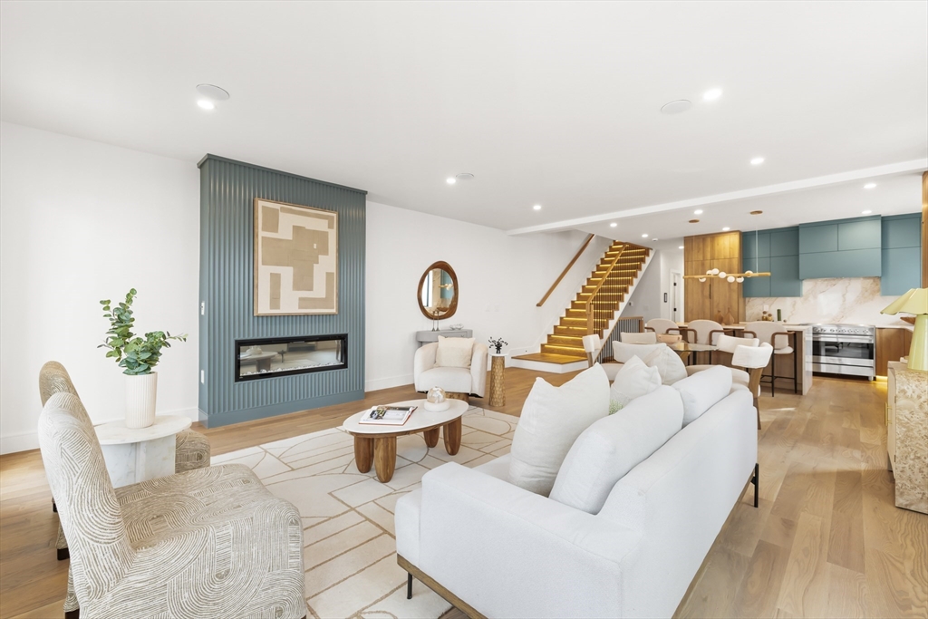 27-29 Indiana Terrace # 29