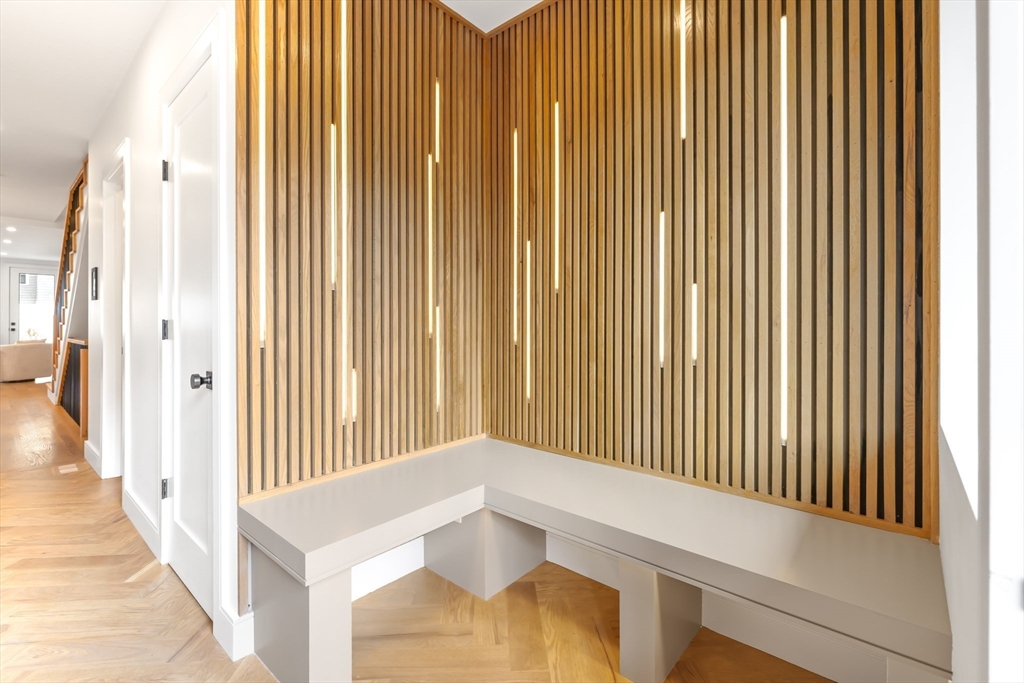 27-29 Indiana Terrace # 29