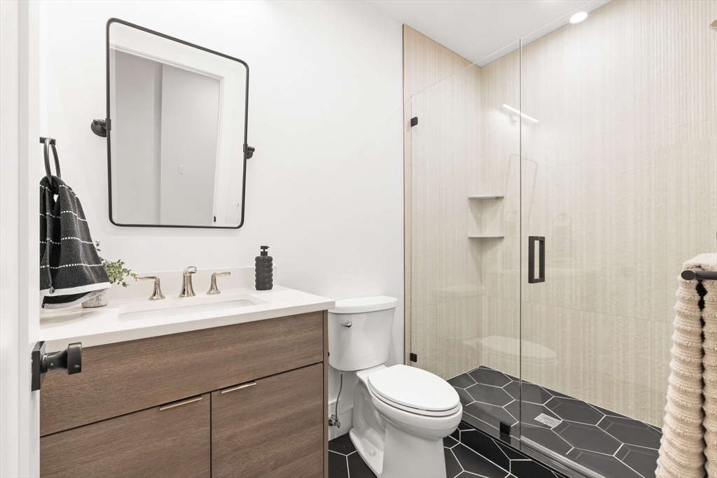 27-29 Indiana Terrace # 27