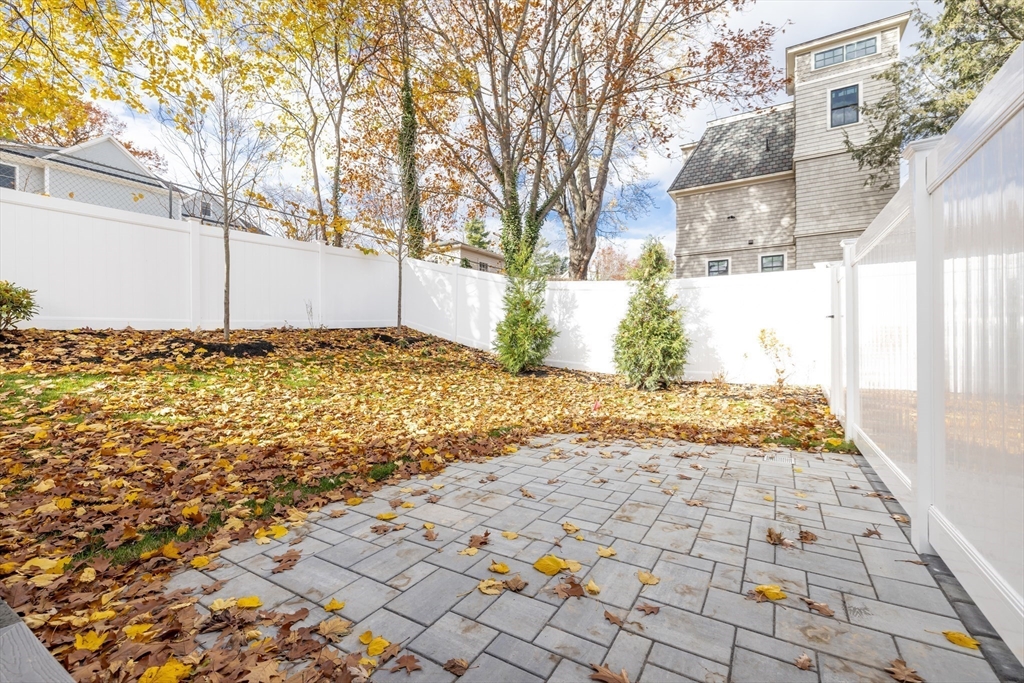 27-29 Indiana Terrace # 27