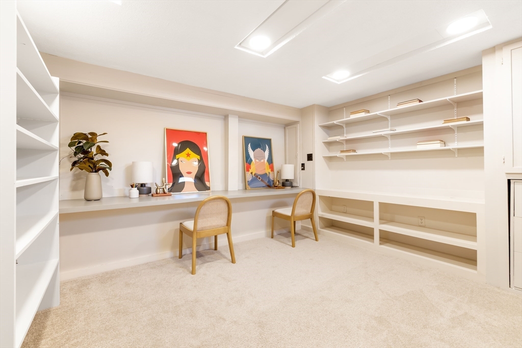 138 W. Plain St