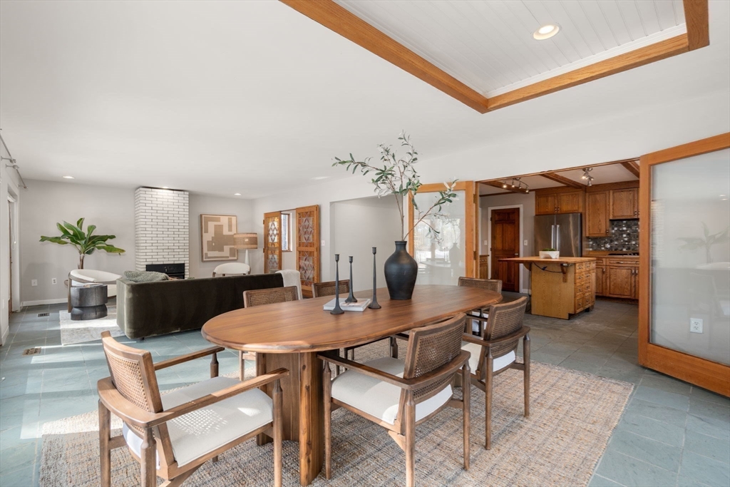 85 Lake Road Ter