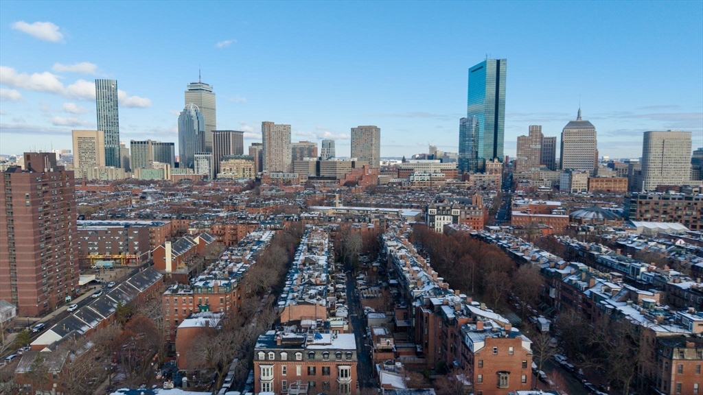 327 Shawmut Ave # 1