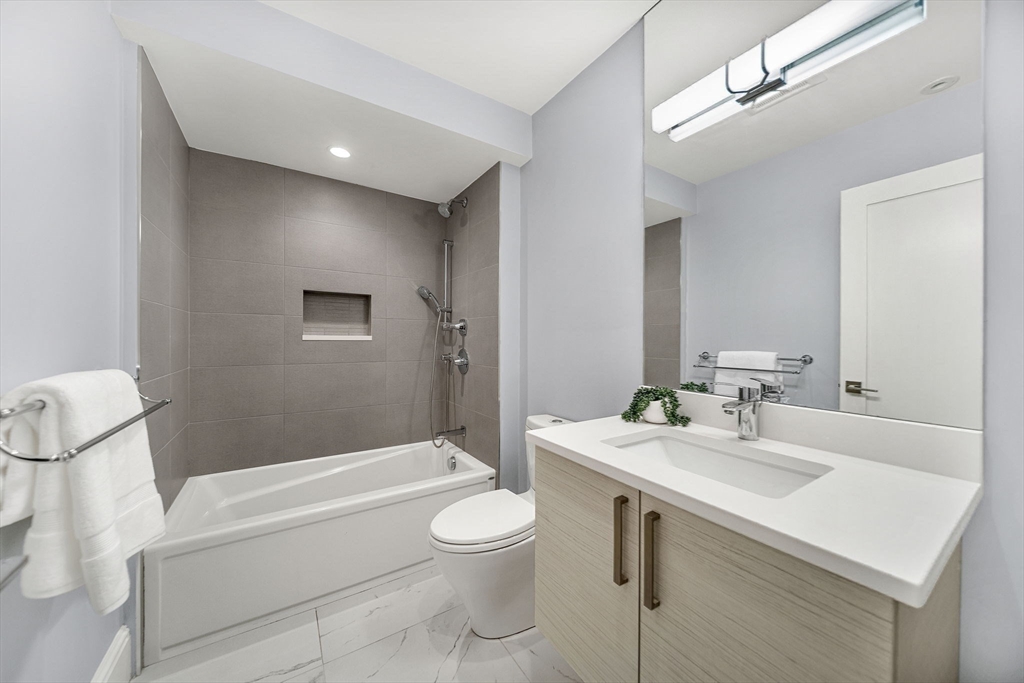 327 Shawmut Ave # 1