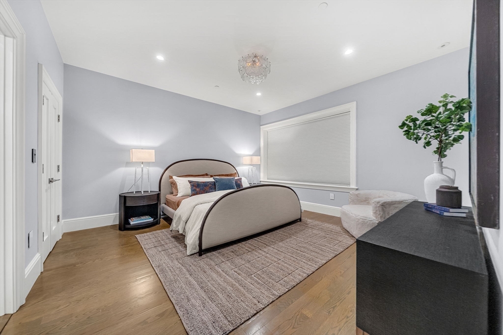 327 Shawmut Ave # 1