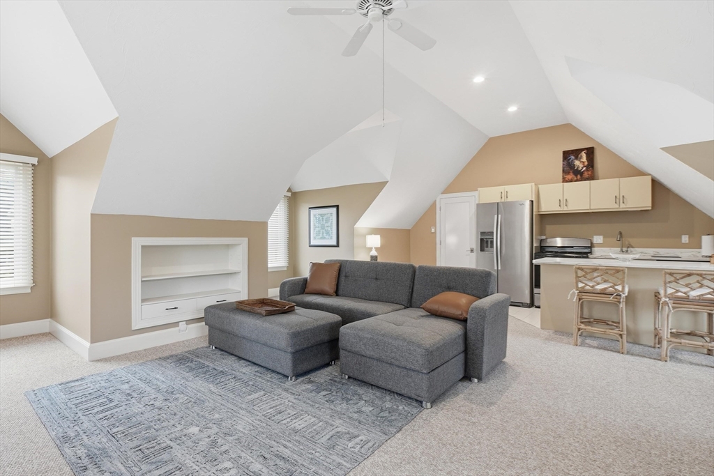 5 Pegan Lane