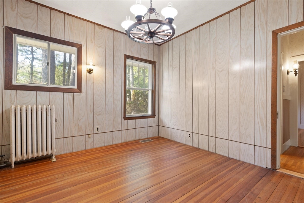 41 Pine Grove Ave