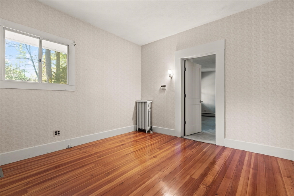 41 Pine Grove Ave