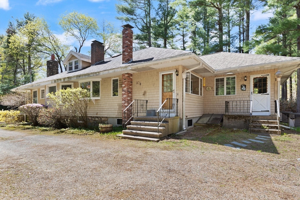 41 Pine Grove Ave