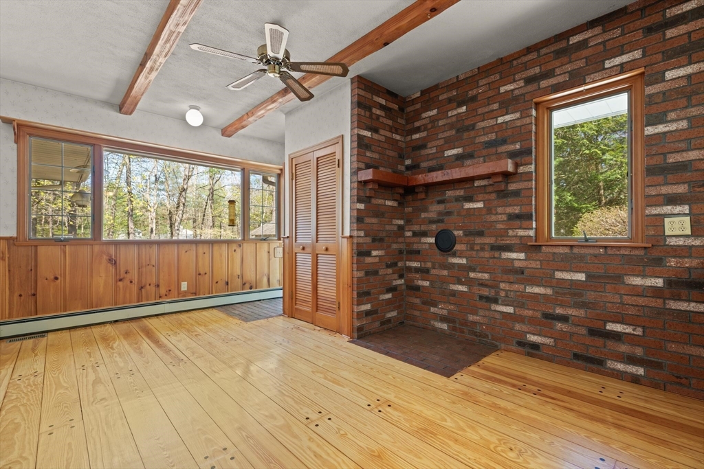 41 Pine Grove Ave