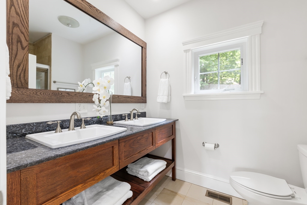 502 Massachusetts Ave # 502