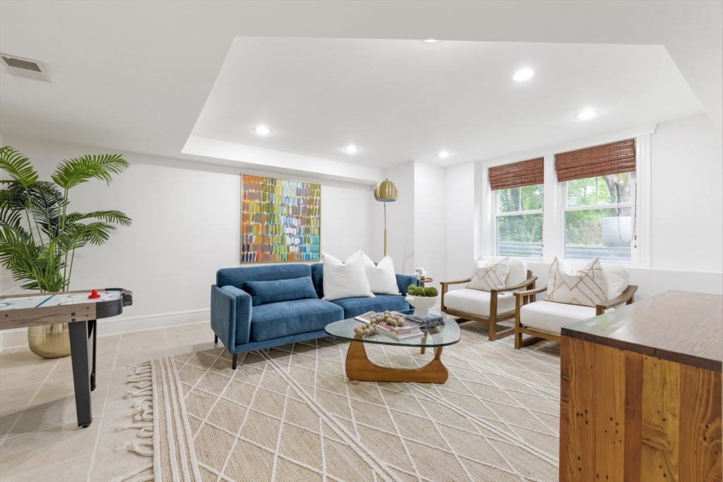 502 Massachusetts Ave # 502