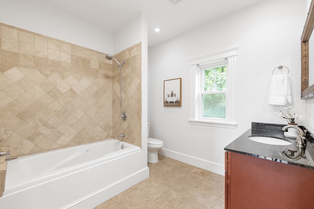 502 Massachusetts Ave # 502