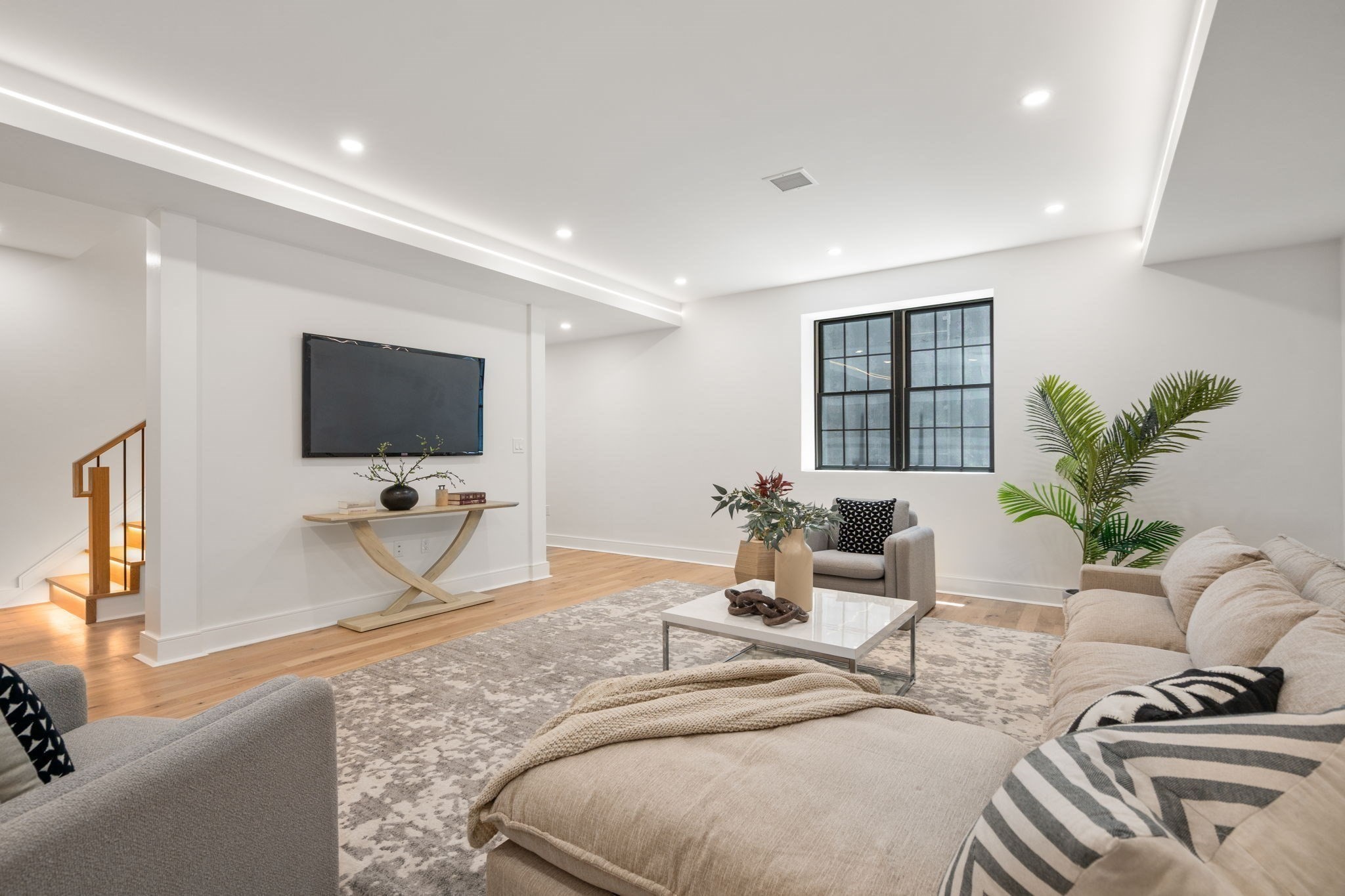 51 Davis Ave