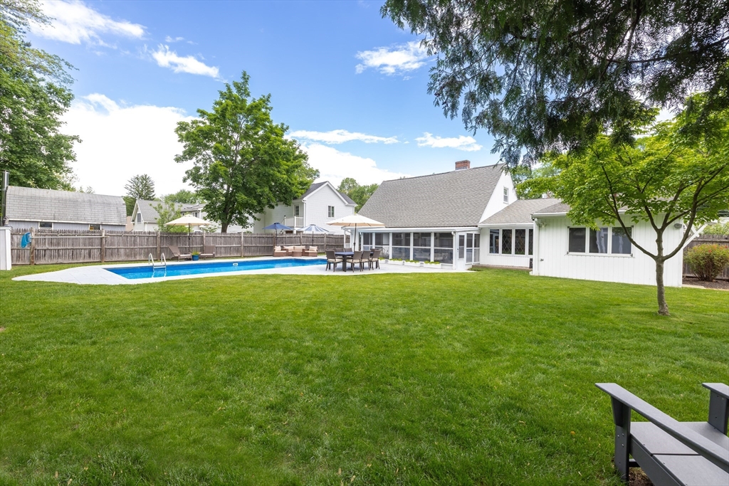 14 Hardwick Rd