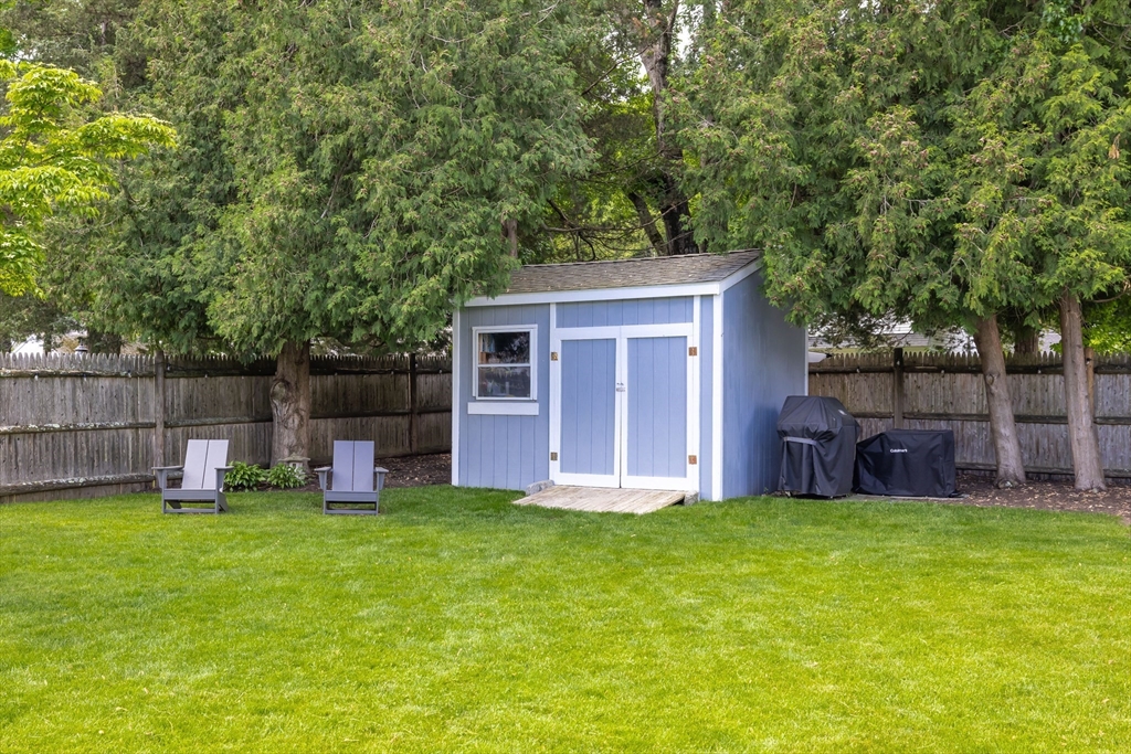 14 Hardwick Rd