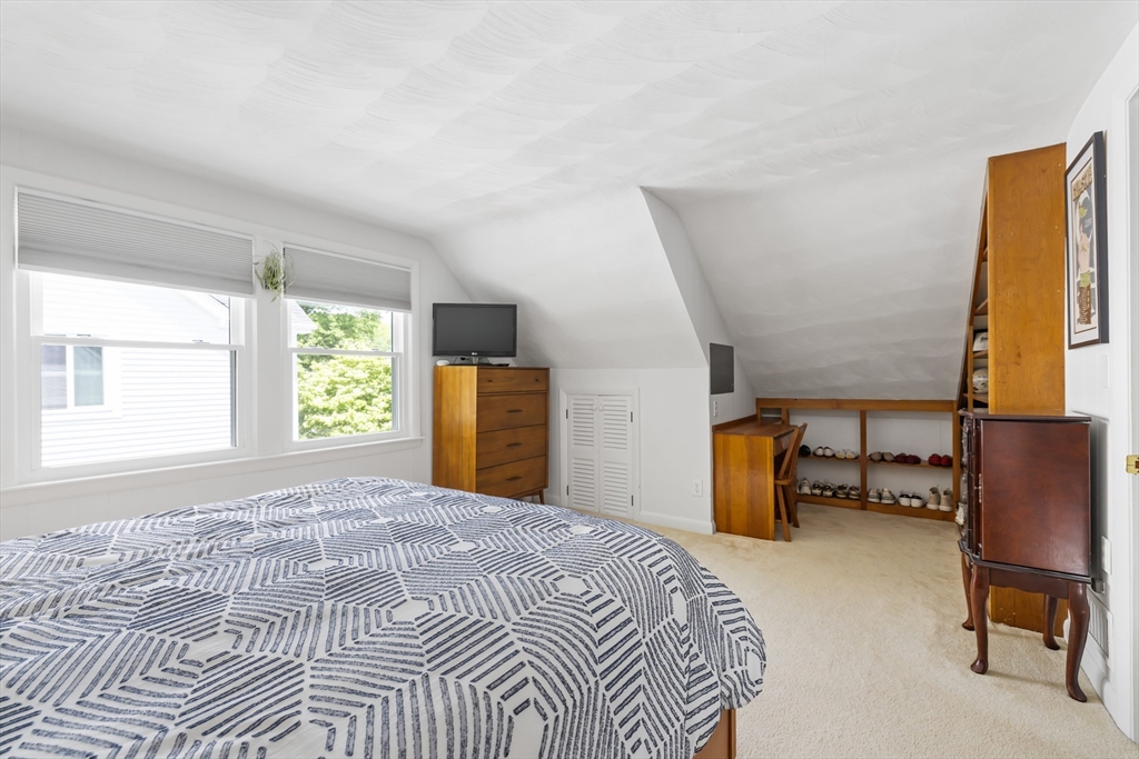 14 Hardwick Rd