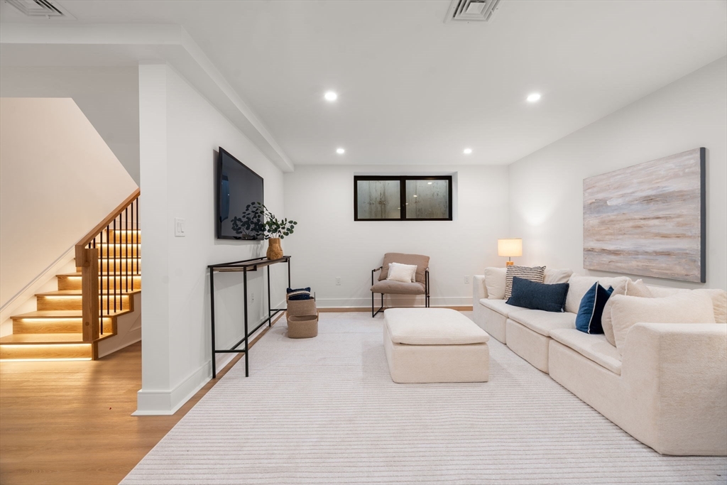 28-30 Keefe Ave # 28