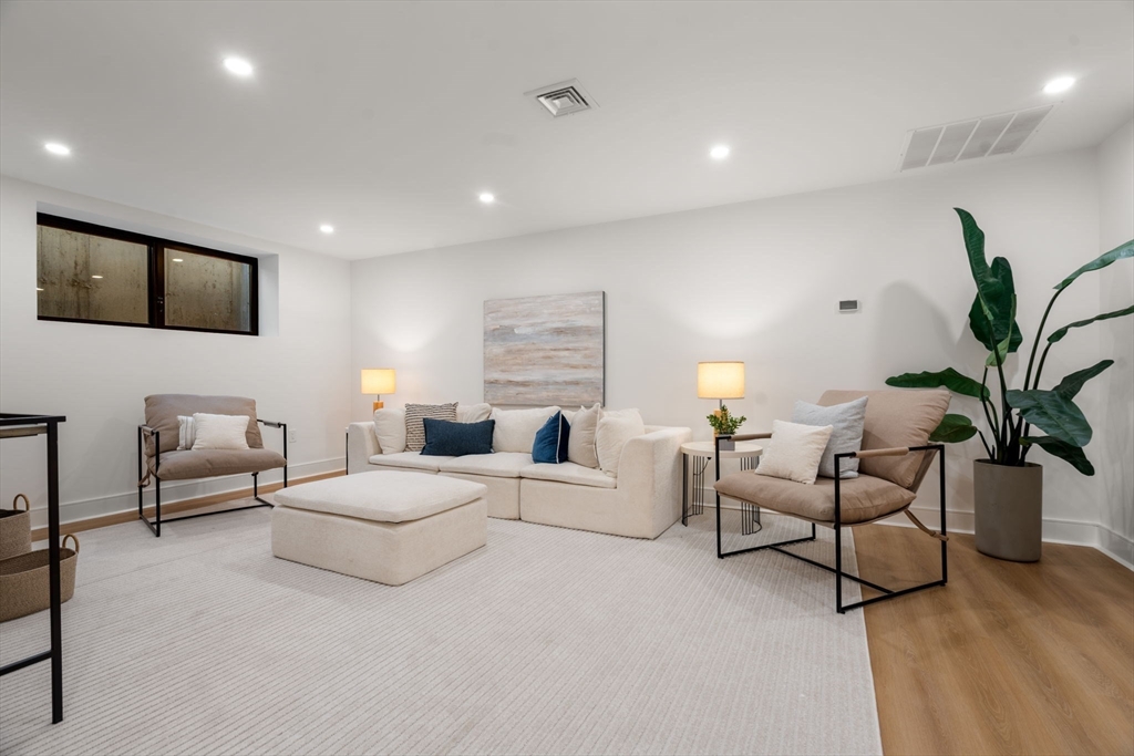 28-30 Keefe Ave # 28