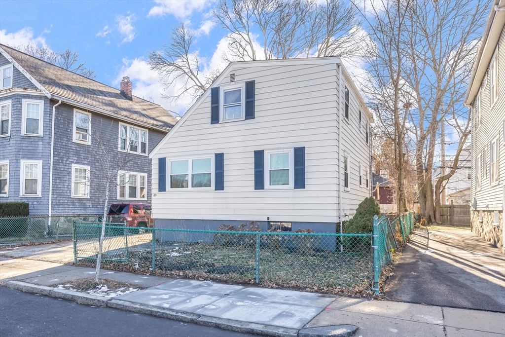 39 Firth Rd