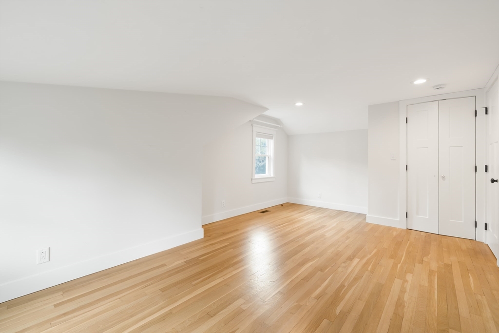 11 Fern St