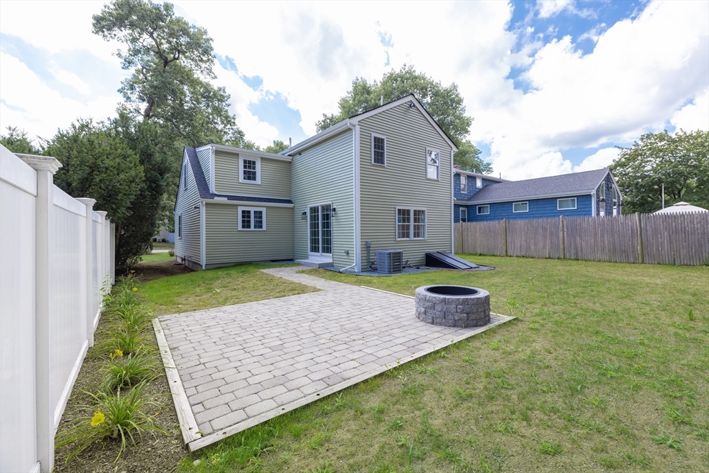 11 Fern St