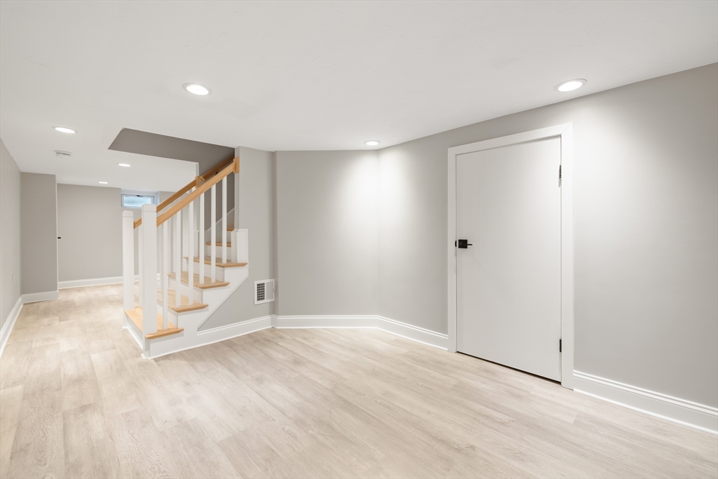 11 Fern St