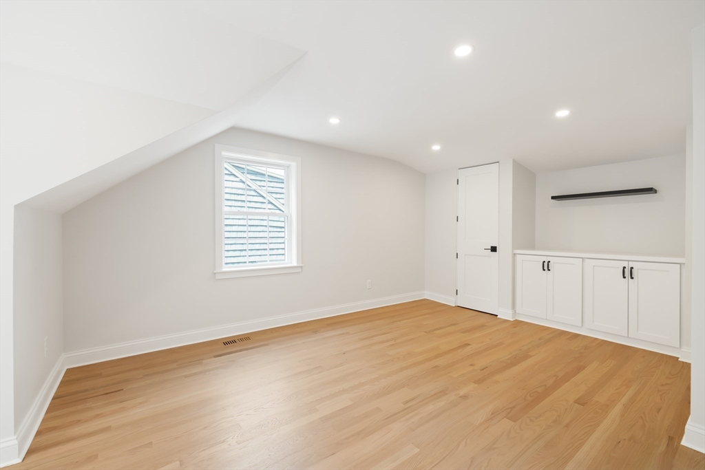 11 Fern St