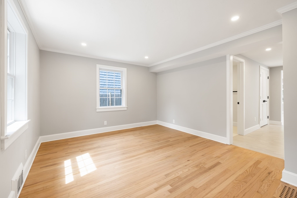 11 Fern St