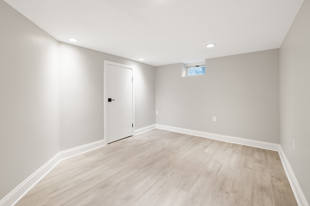 11 Fern St